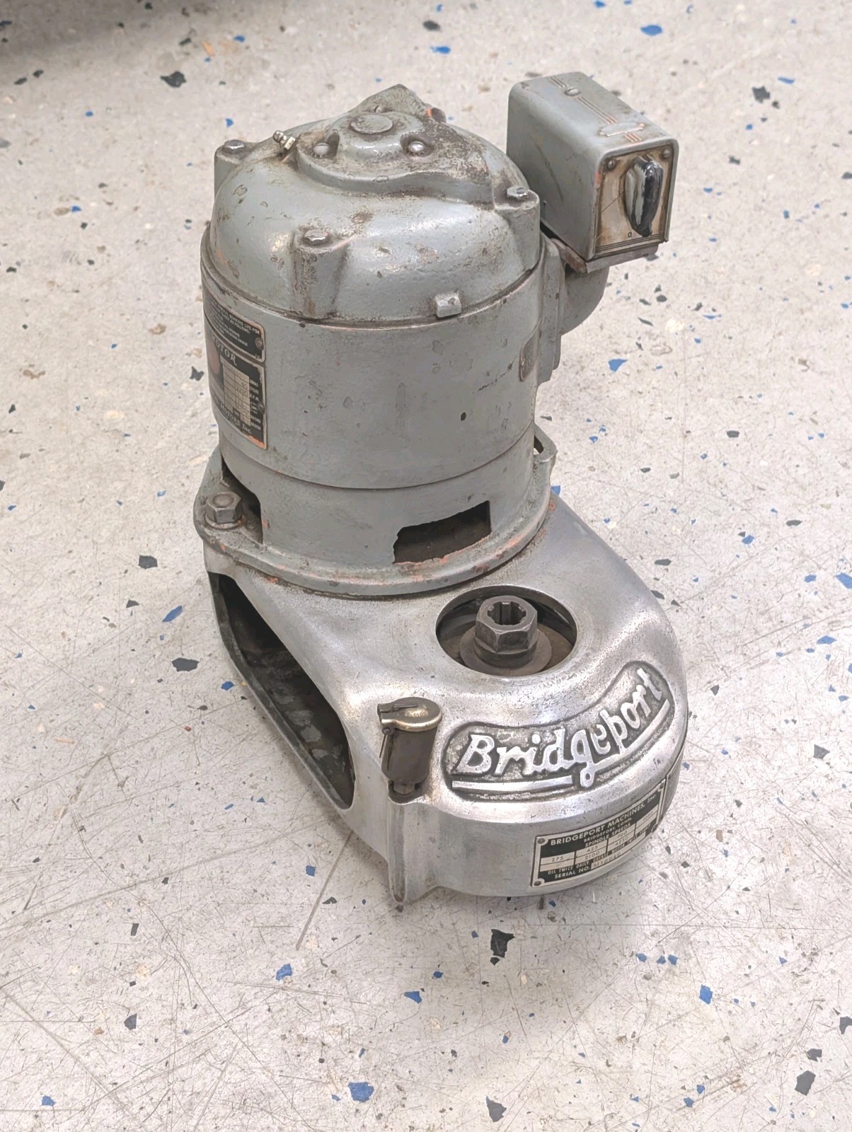 BRIDGEPORT M-Head Top Housing With 1/2 Hp Us Motor Cutler Hammer Switch