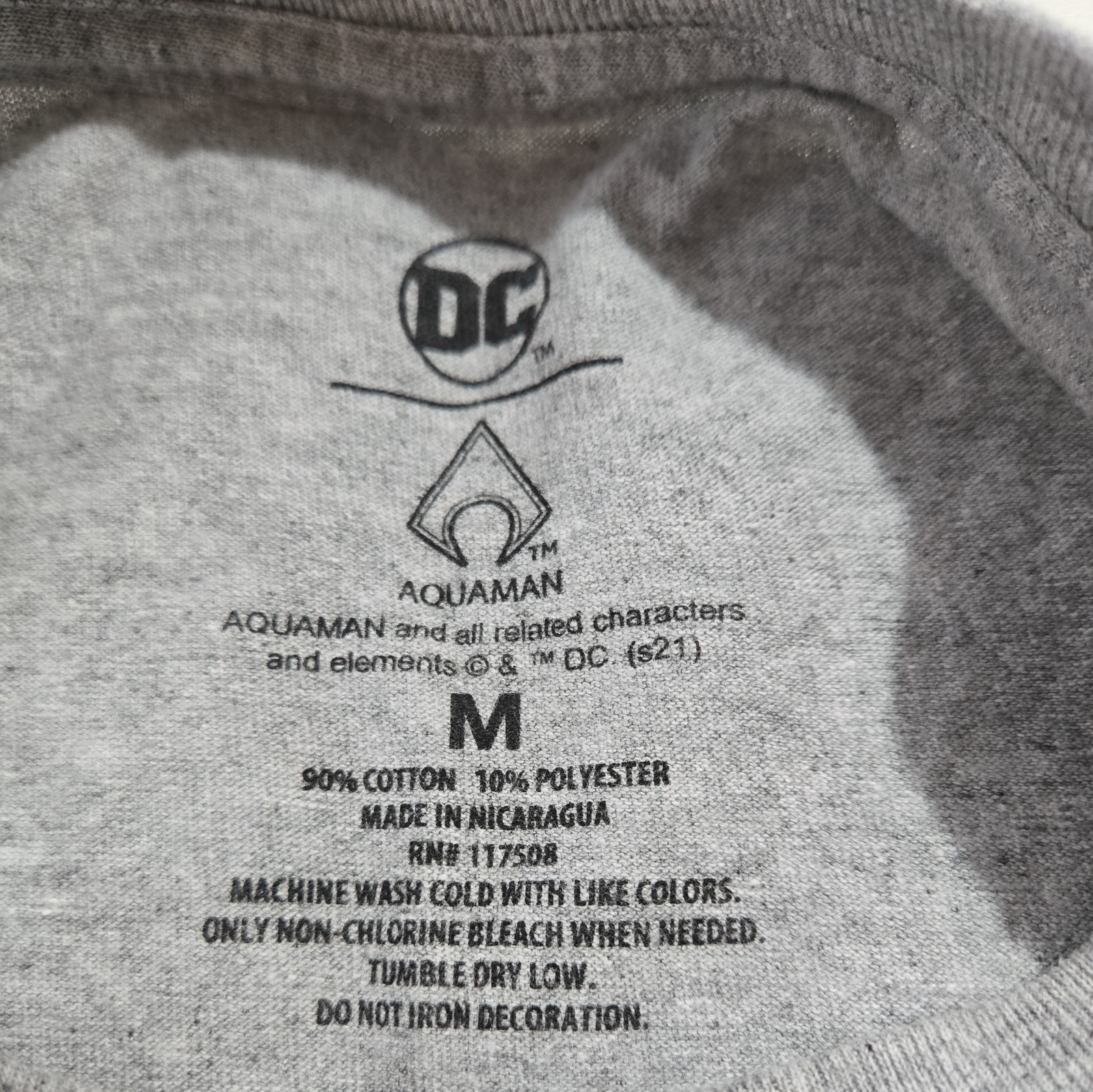 Retro Aquaman DC Comics Gray Graphic T-Shirt Medium