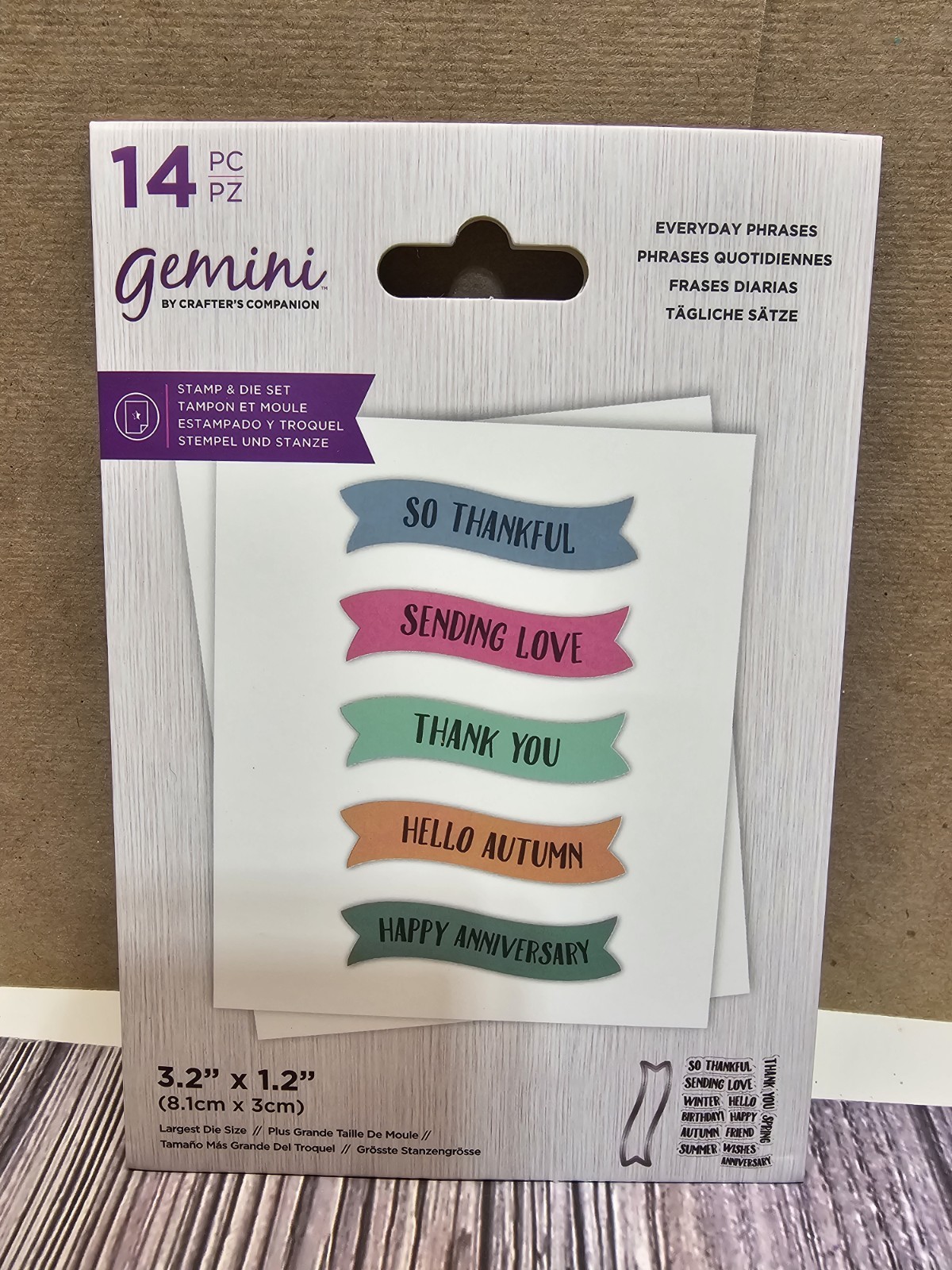 Gemini By Crafter’s Companion EVERYDAY PHRASES STAMPS & DIE SET BANNER HAPPY