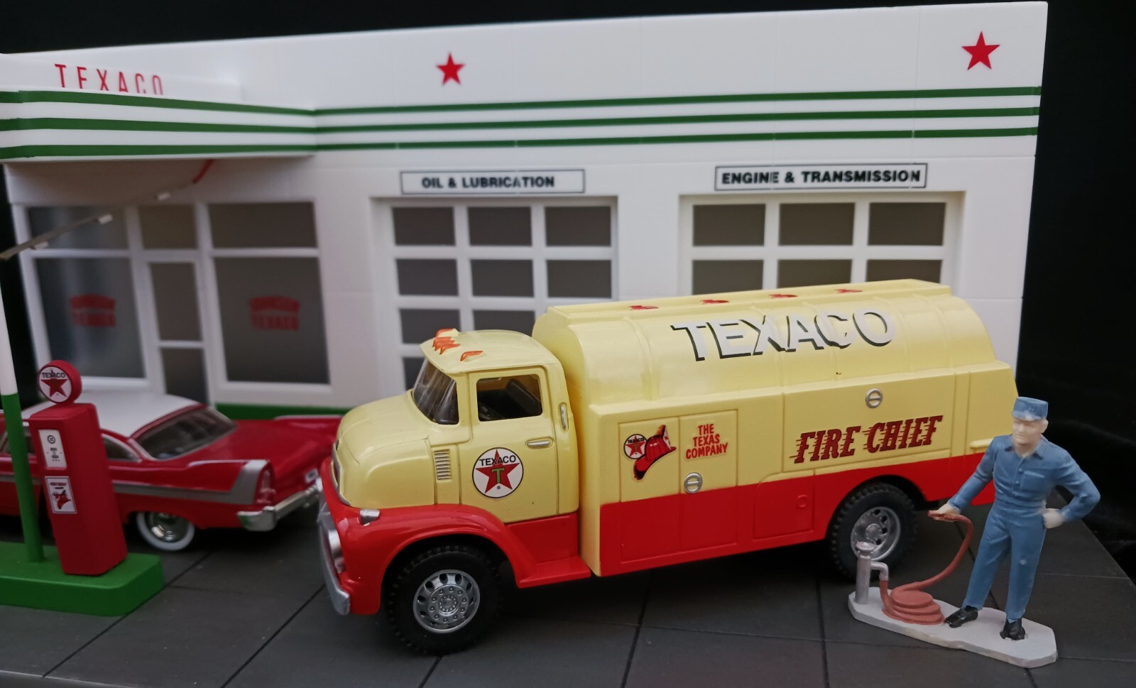 Rare Retired 5 3/4" 1:48 O Scale Texaco 1956 Fuel Tanker Truck for Gas  Station