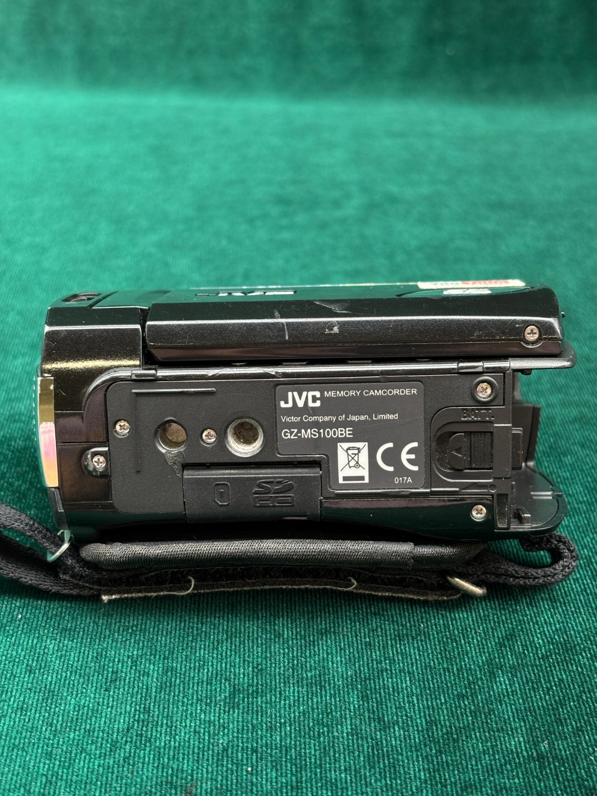 JVC GZ-MS100BE Camcorder
