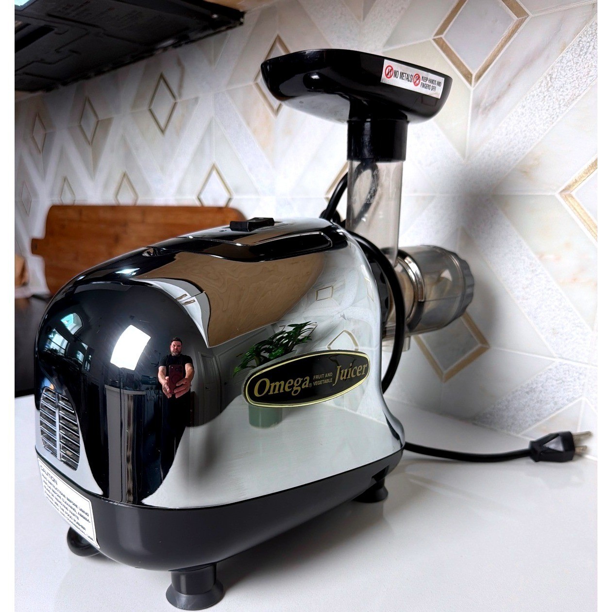 Omega Masticating Juicer Chrome Black Fruit Vegetable Cold Press 8000 Series