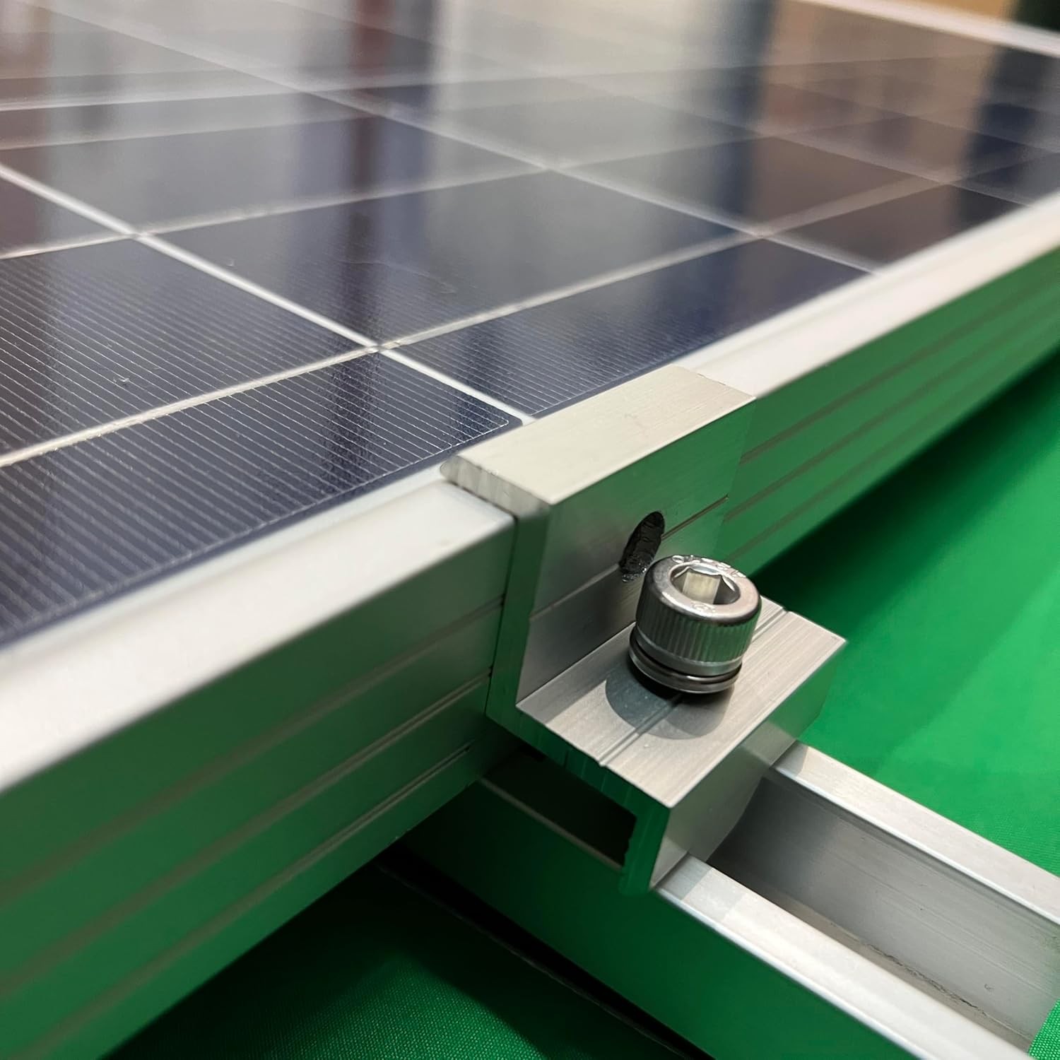 Solar Panel Mounting Brackets, Roof Mount Kit, Rails and Clamps 4pc-panel