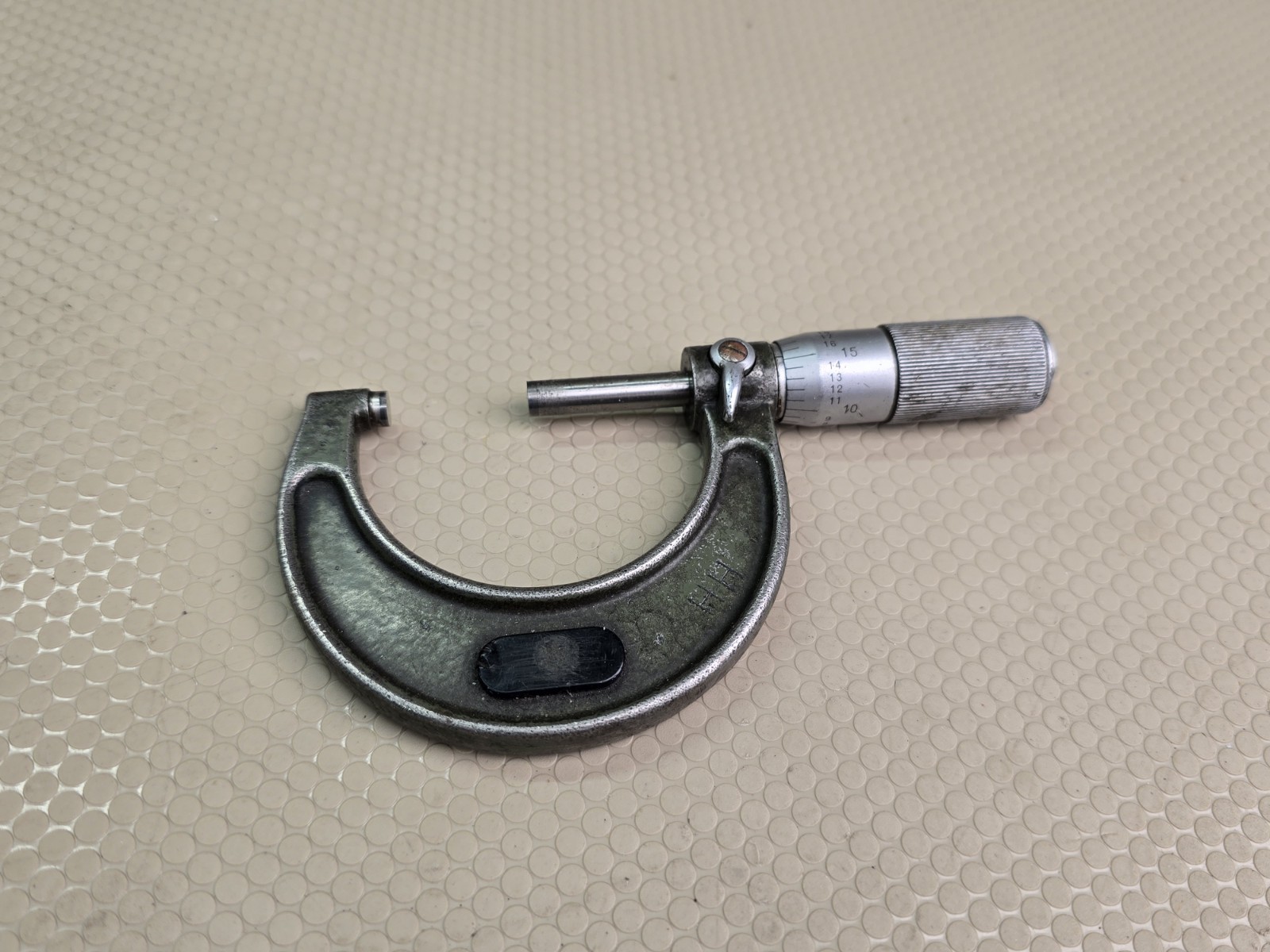 Mitutoyo 103-260 Outside Micrometer, Inch, Friction Thimble, 0-1" .0001” Range