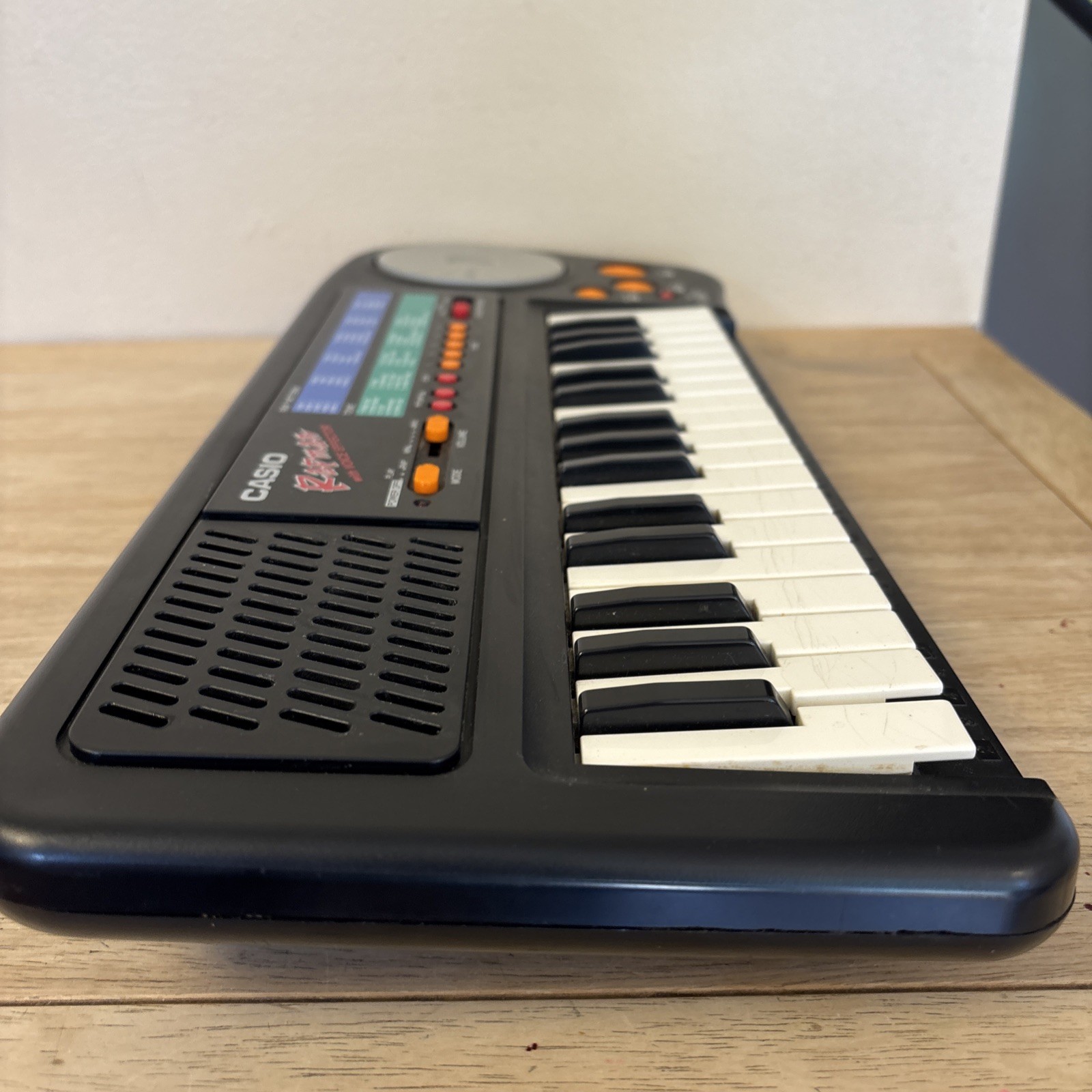 Vintage 1991 Casio Rapman Rap-1 Electronic Keyboard Voice Effector Working READ