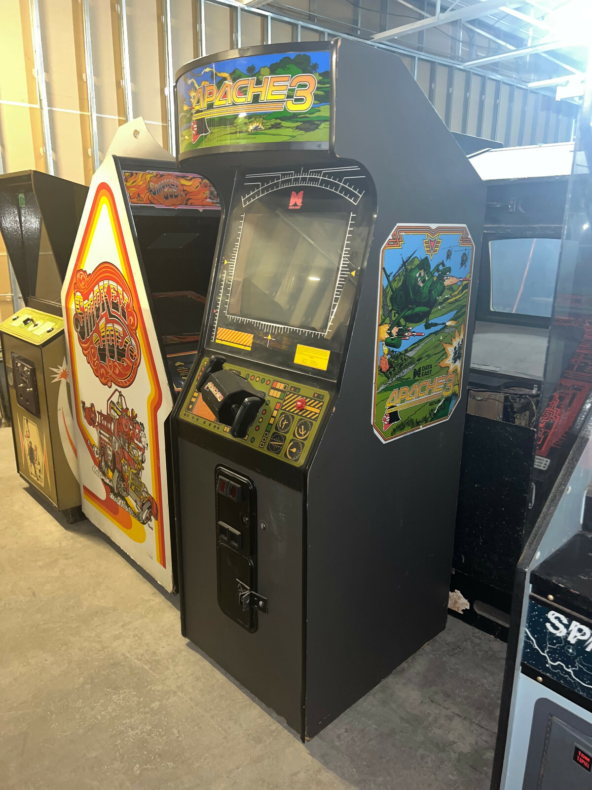 APACHE 3 ARCADE MACHINE by DATAEAST 1988 (Excellent Condition) *RARE*