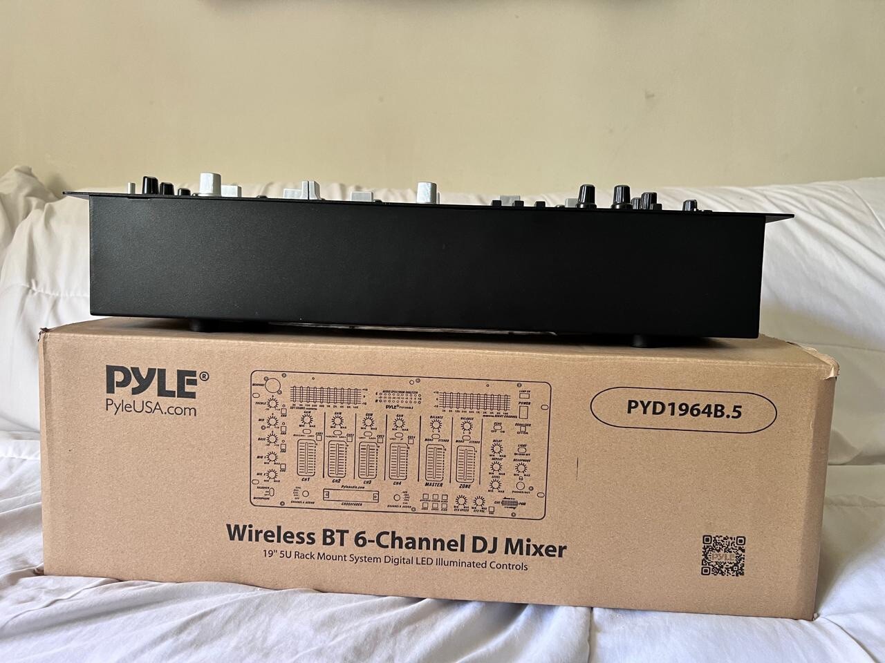 Pyle PYD1964B5 6-Channel Bluetooth DJ Mixer System