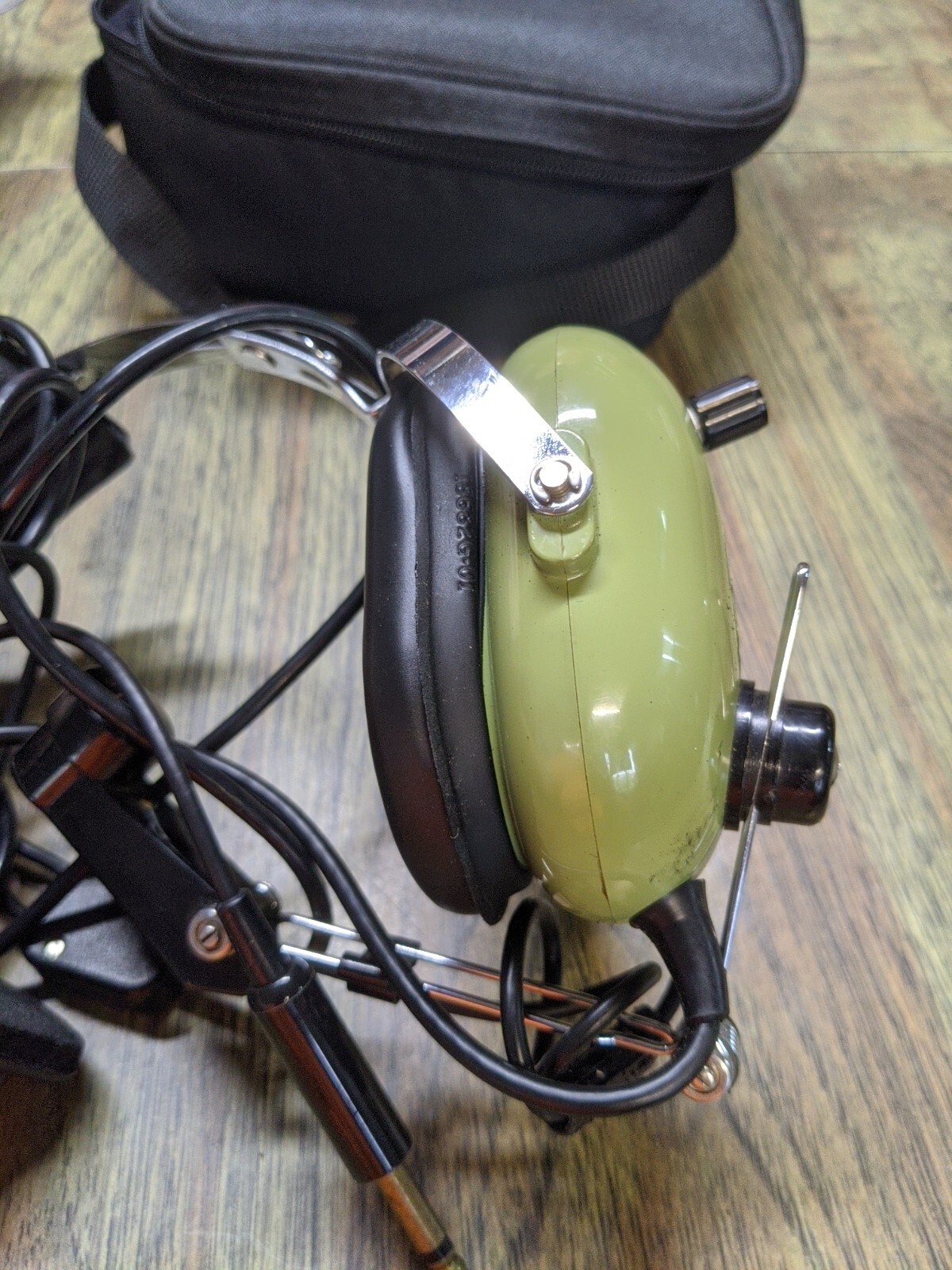David Clark Model H10-91 Aviation Headset SEE DESCRIPTION