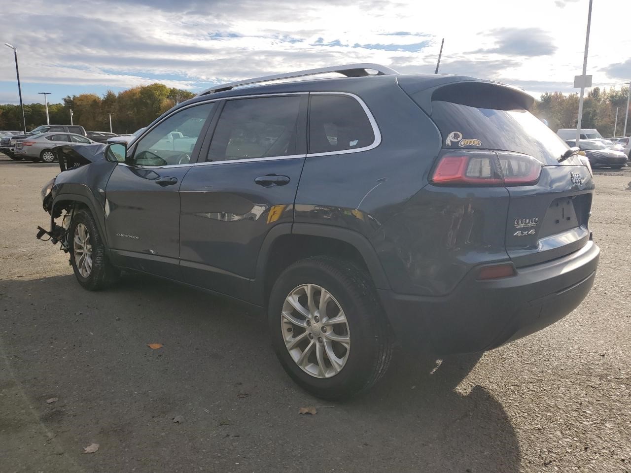 Used Glove Box fits: 2019 Jeep Cherokee Grade A