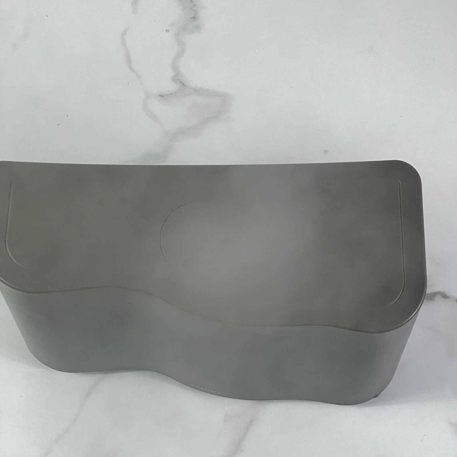 Vitruvi Cloud Humidifier in Charcoal
