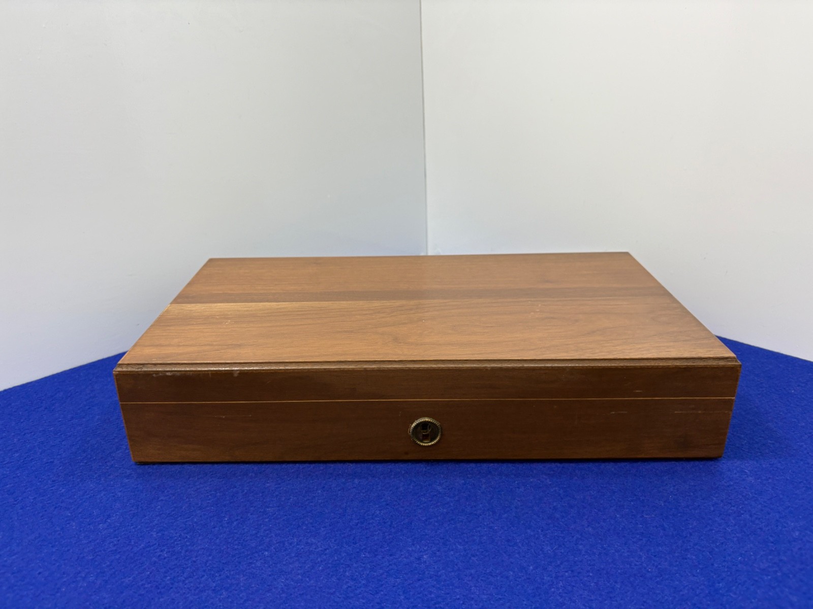 Vintage Dual Colt Mustang Presentation Case – Blue Lined – Lock & Key