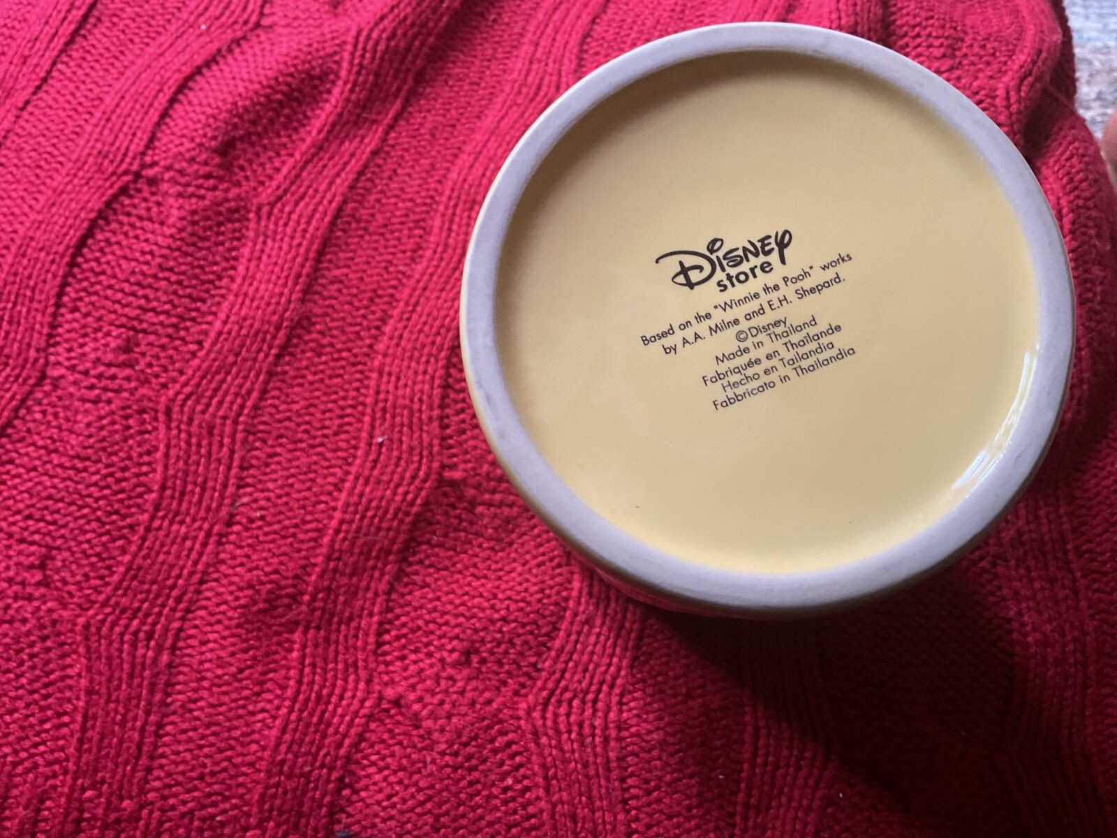 Disney Store - Winnie The Pooh - Large Yellow - 3D Mug - Unused