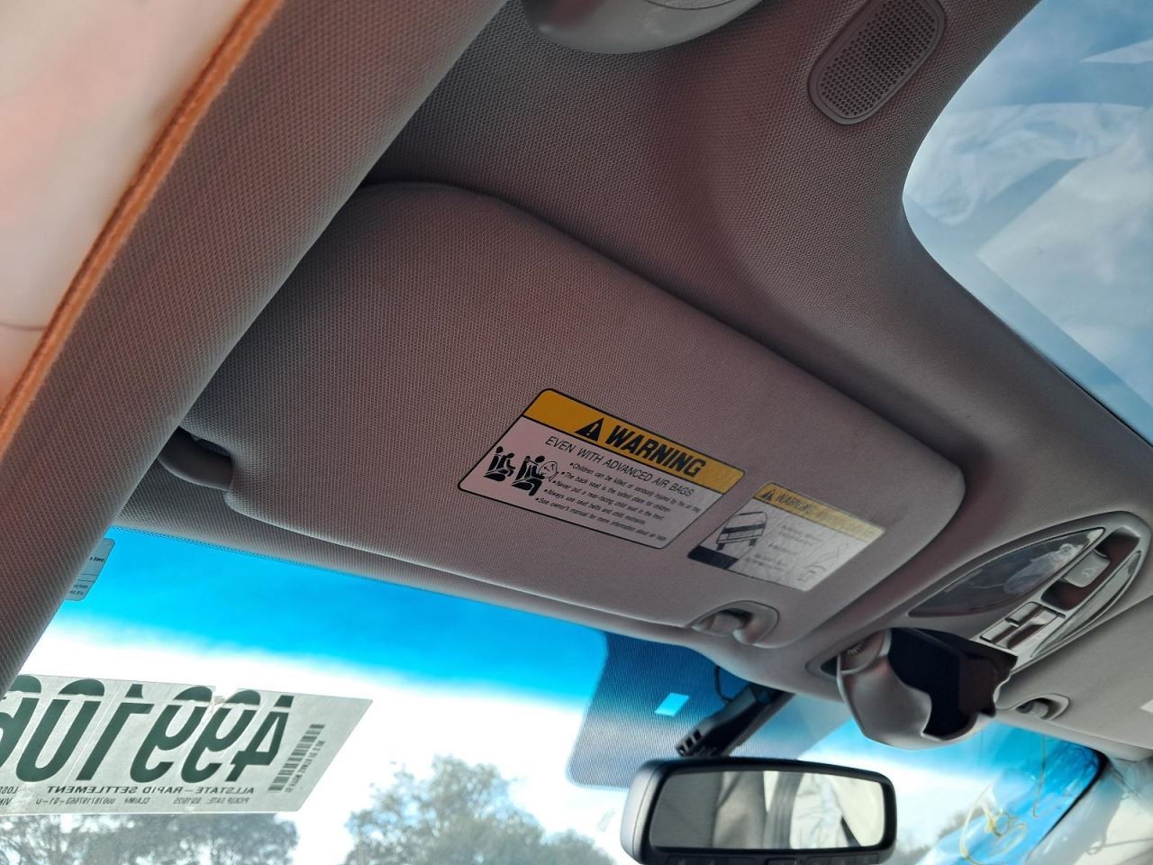 SANTA FE 2015 Glove Box 4798852
