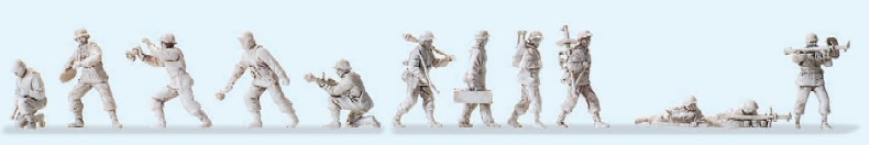 Preiser 16613 HO Unpainted German Reich Anti-Tank Crew Winter Dress 1939-45 (12)