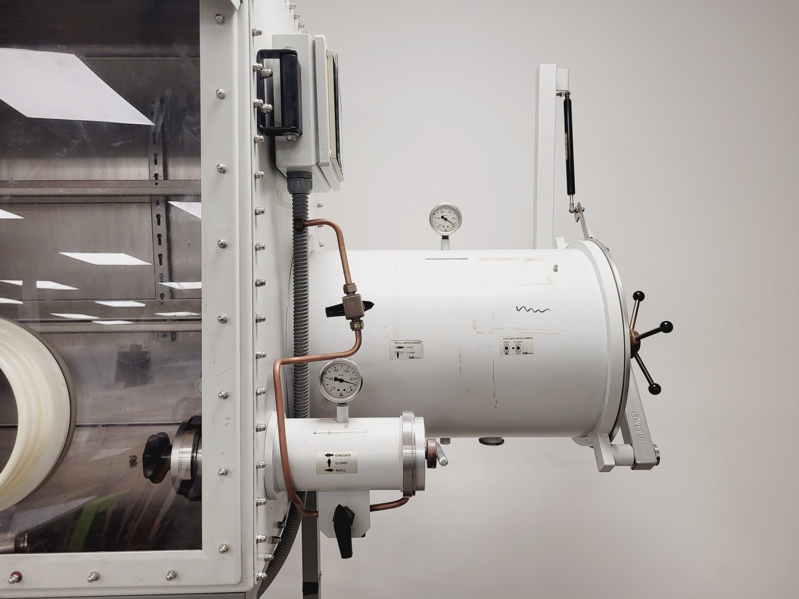 MBraun Labstar 50 Glove Box Workstation
