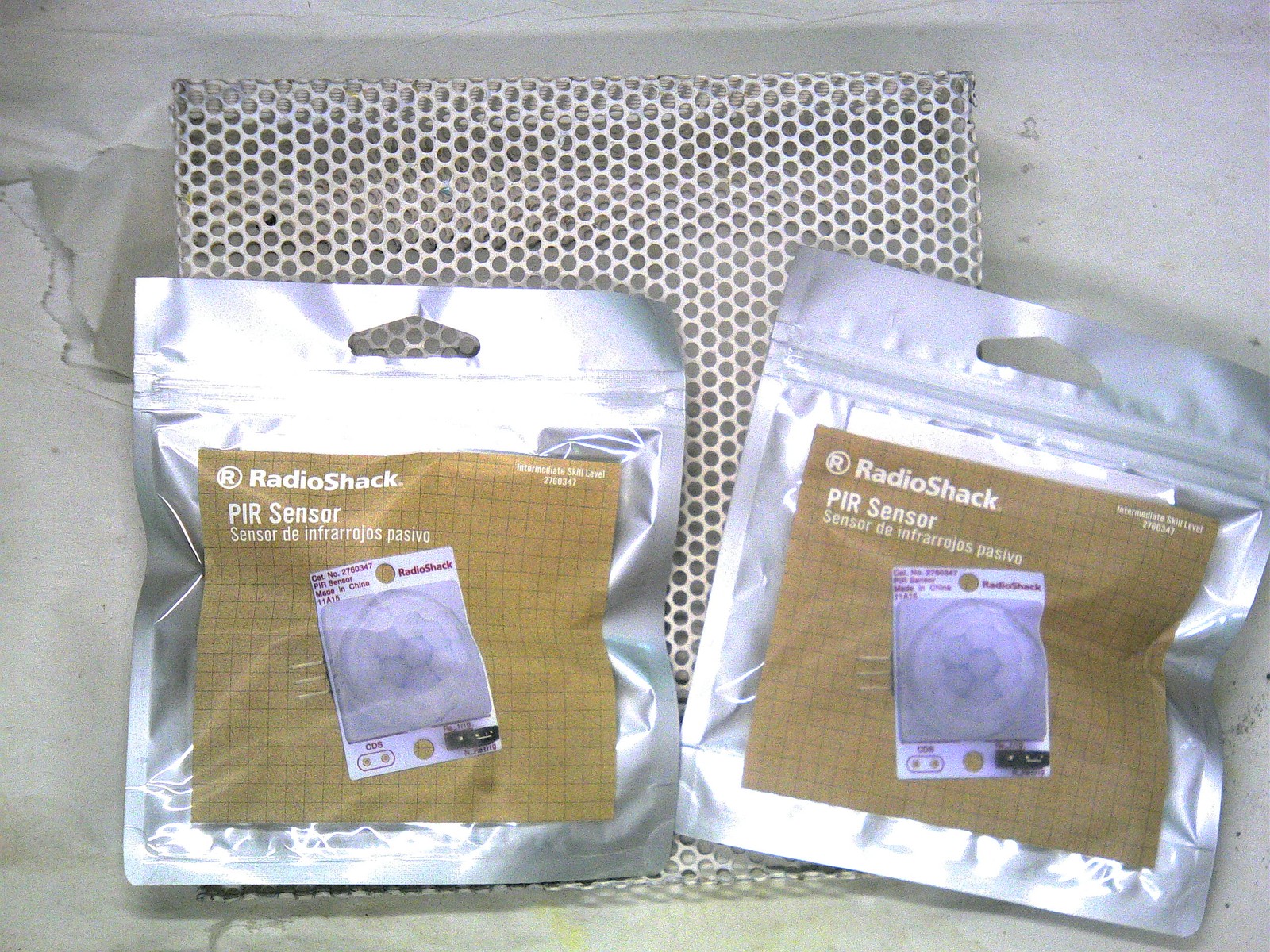 lot of (2) RadioShack Passive Infrared PIR Sensor 2760347 276-0347