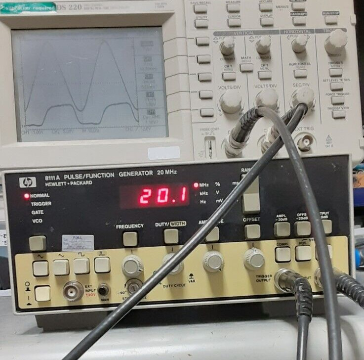 HP 8111A 20MHz Pulse Function Generator P E R F E C T fully tested