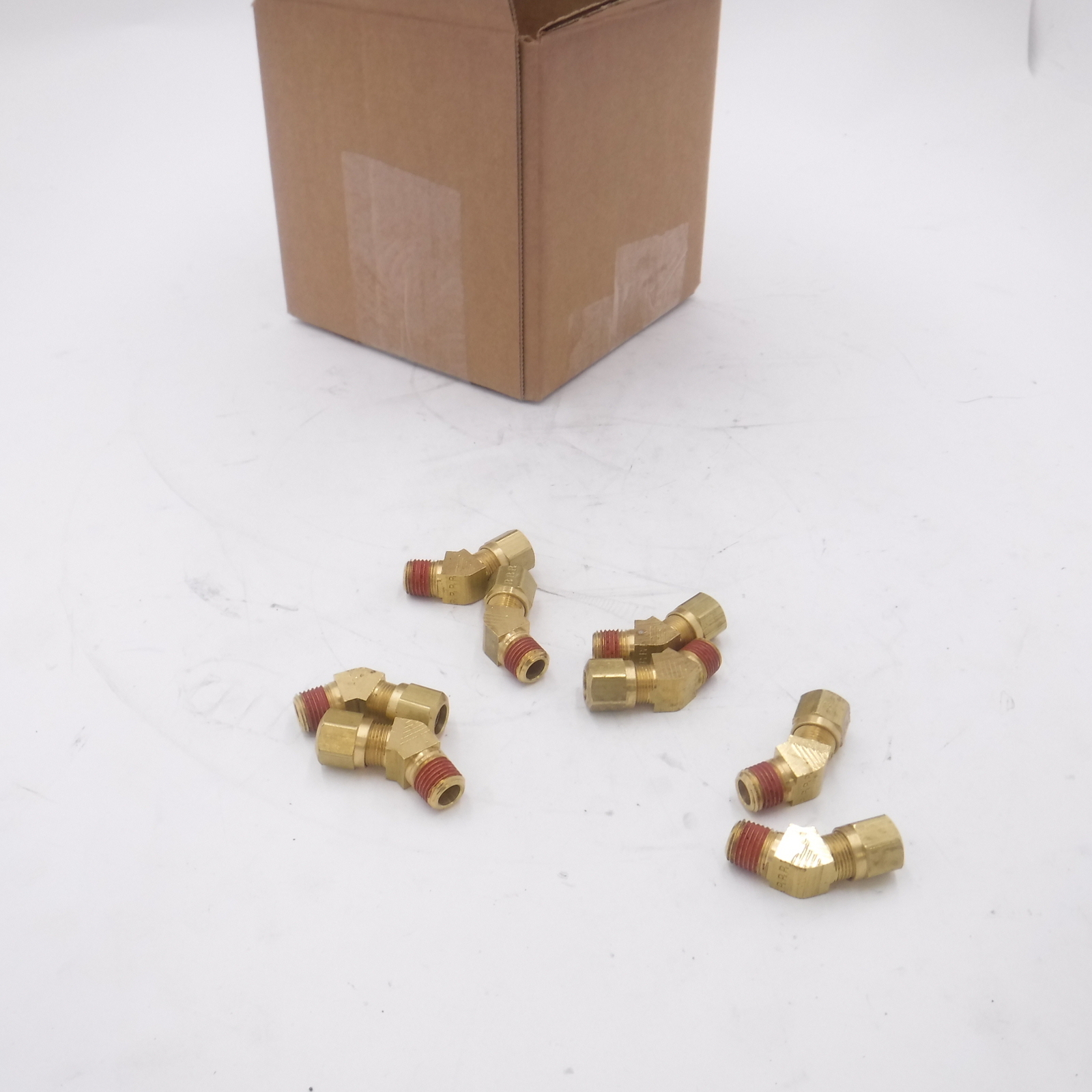 8 Pack Parker VS279NTA-6-6, 45° Brass Air Brake Fittings 3/8" Pipe x 3/8" Tube