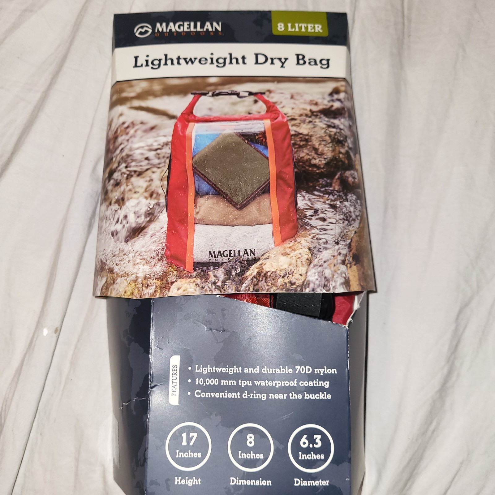 NEW Magellan Outdoors 8L Dry Bag W/ Clear Window To View Contents 17x 8 x 6.3 in