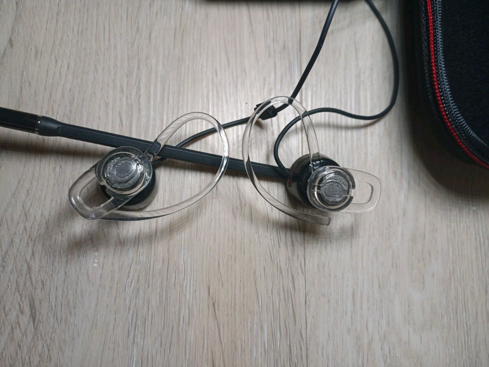 Plantronics Blackwire C435-M Modular USB Headset with Travel Case