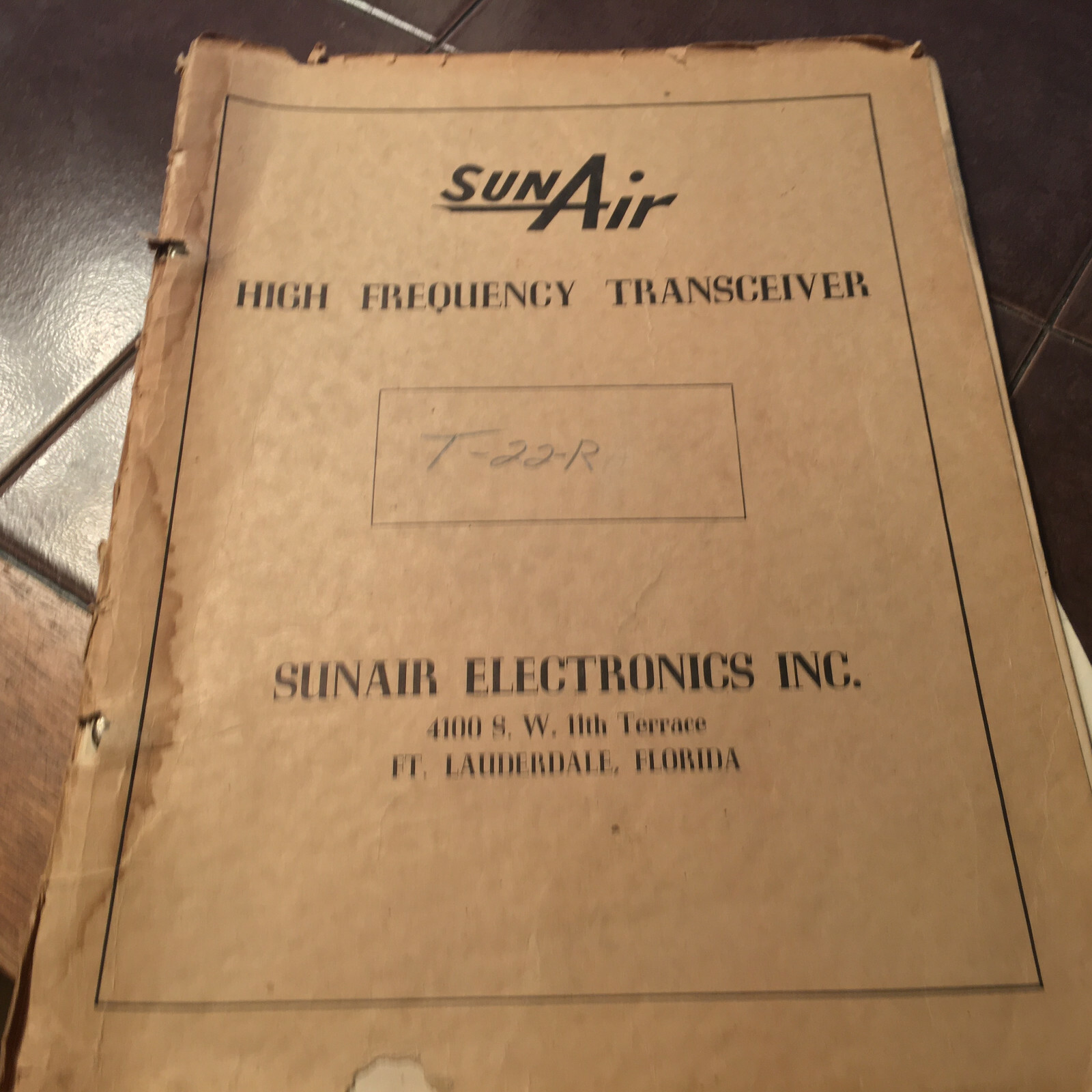SunAir T-22-R HF Radio Install Service Manual