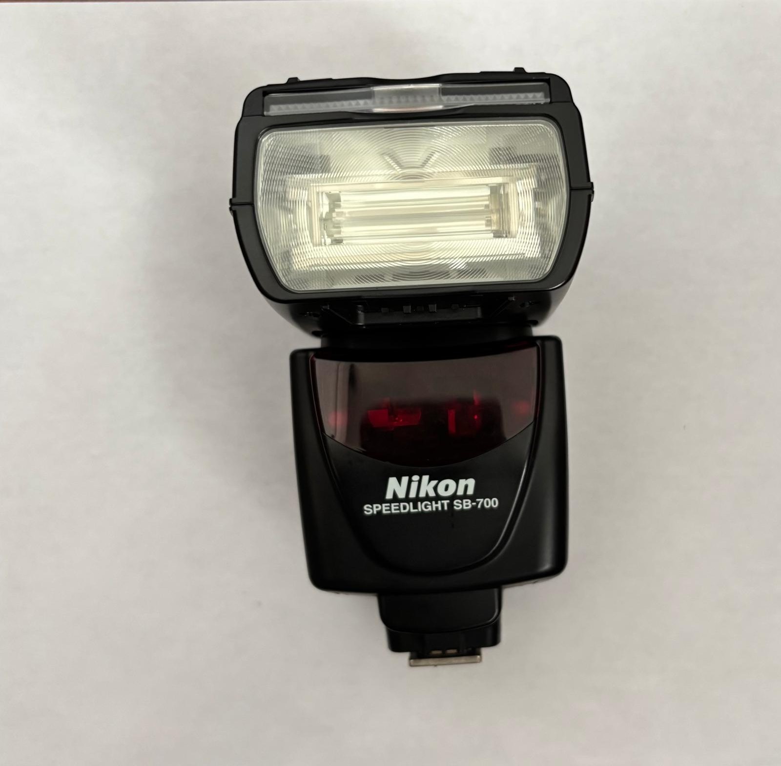 Nikon Speedlight SB-700 Shoe Mount Electronic Flash