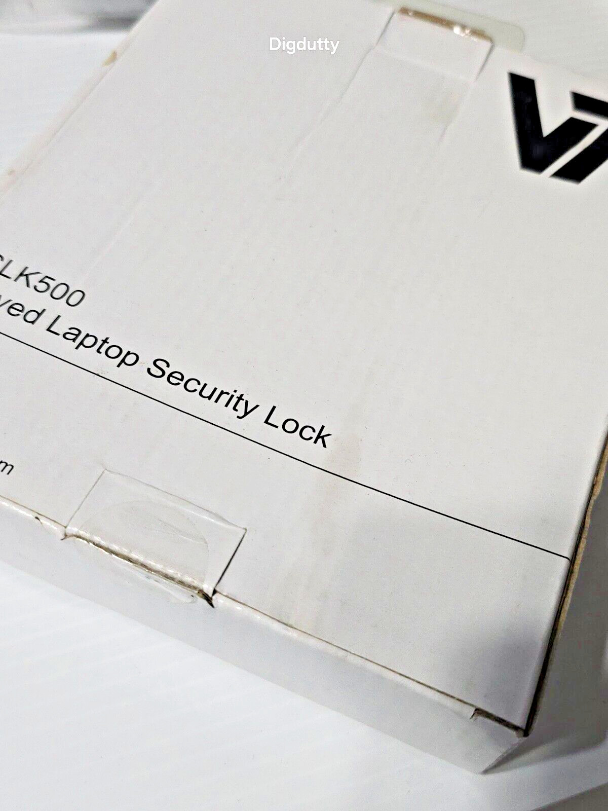V7 SLK500-8N Keyed Laptop Security Lock / Computer Lock - NEW