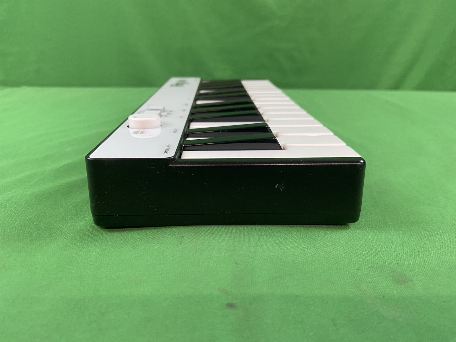 iRig Keys Mini 25 Key Universal Keyboard Controller Piano-UNTESTED