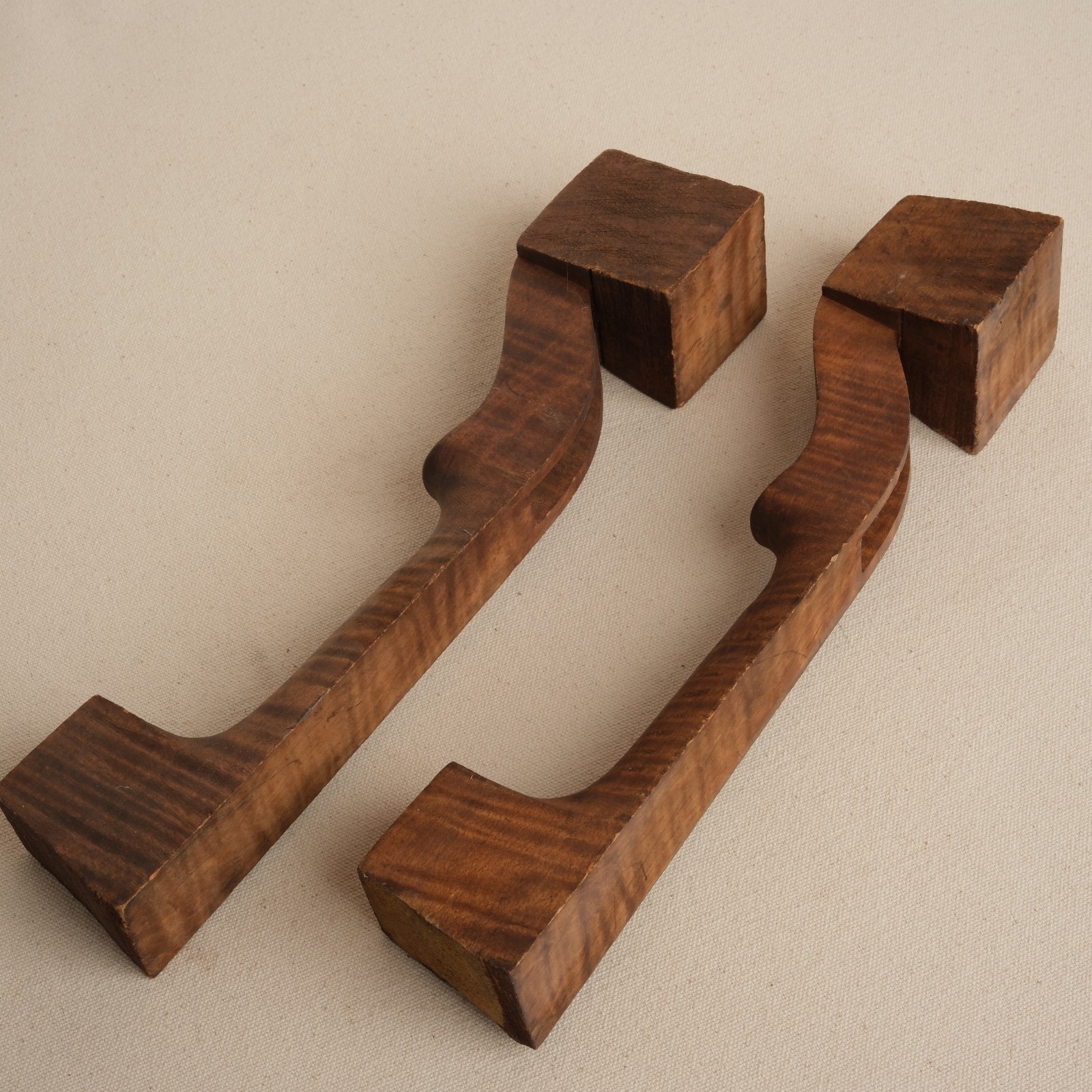 2 Old 4/4 Violin Scrolls Necks #VB273