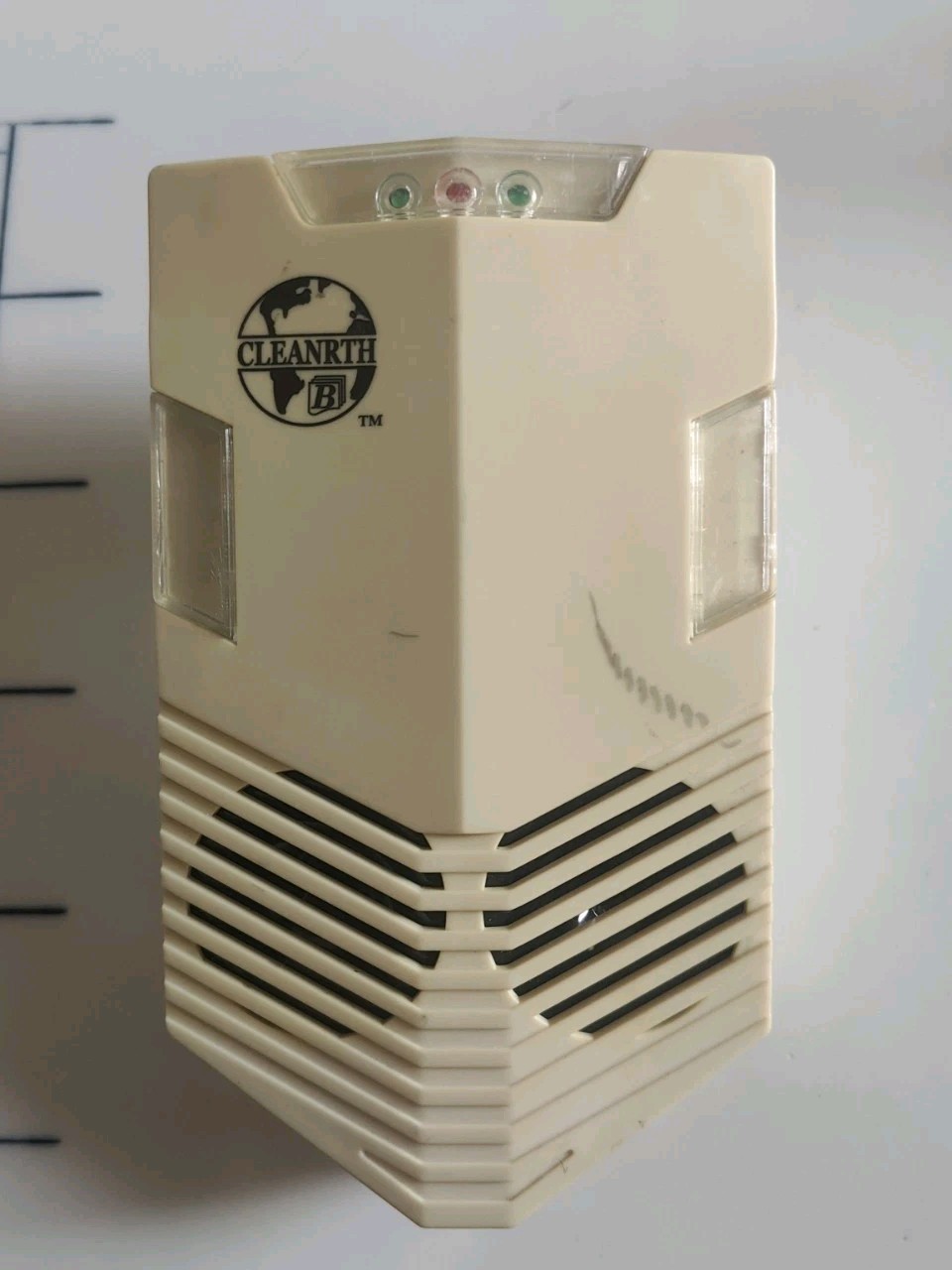 USED Cleanrth CB006 Advanced Ultrasonic Bat Repelling System