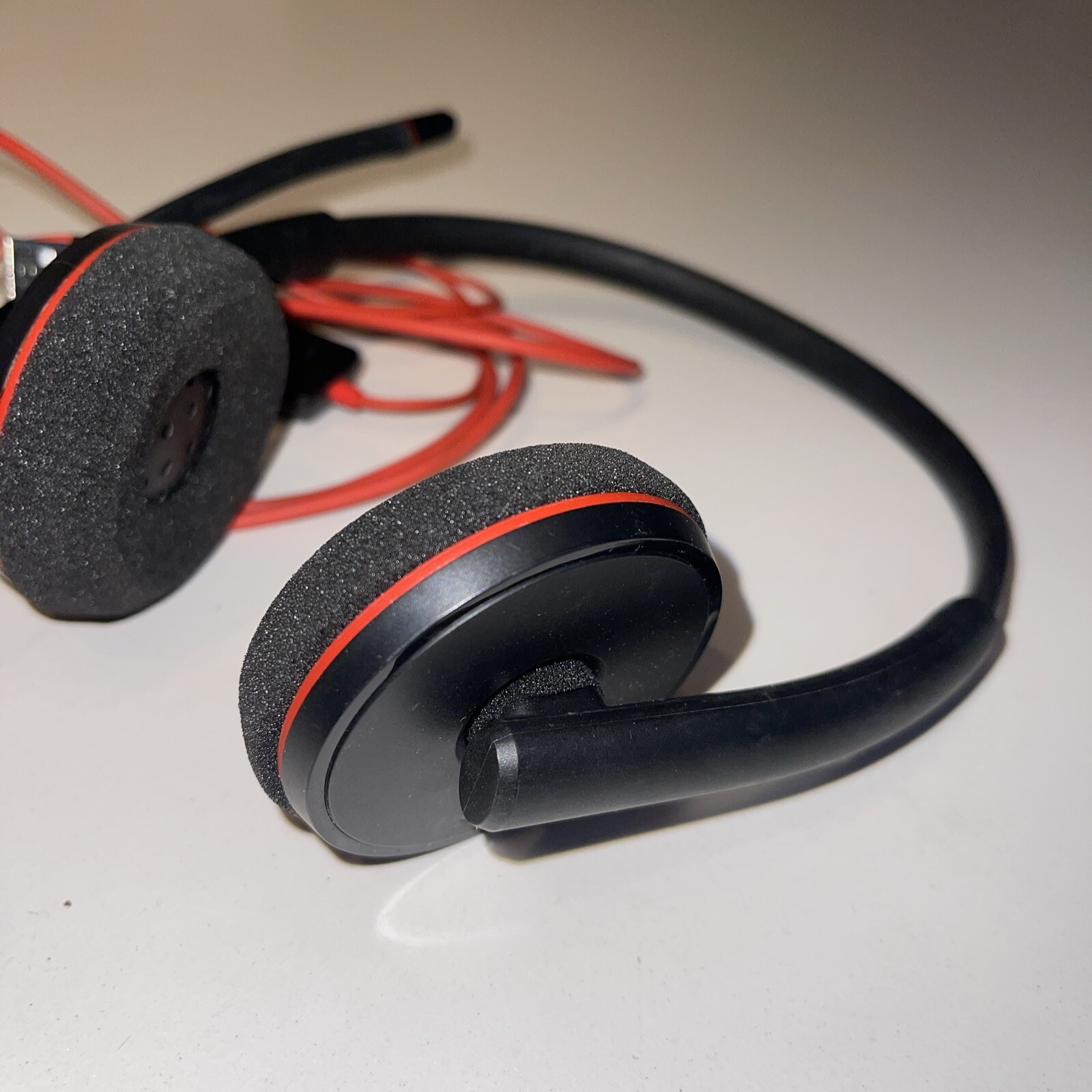 Plantronics - Blackwire 3220 - Wired Dual-Ear (Stereo) Headset
