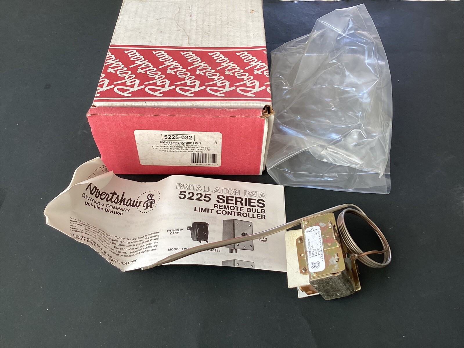 NEW 5225-032 Robertshaw Commercial Fryer Hi Limit Thermostat LCC-73-024-00-00