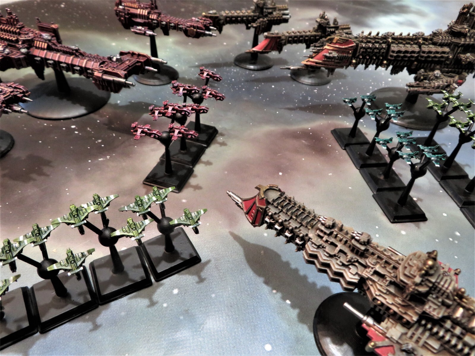 Human Fighters/Bombers (20 piece set) - Compatible with Battlefleet Gothic