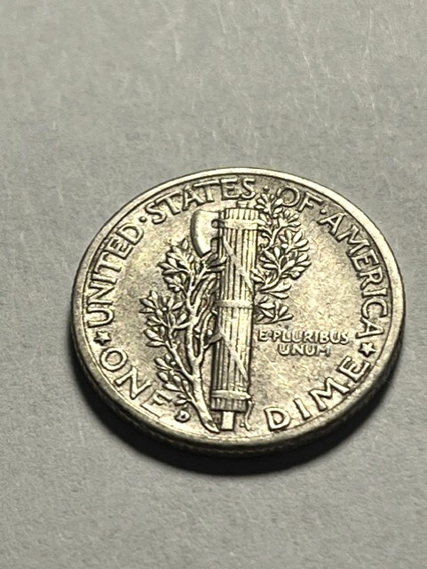 1939-D Mercury Dime/Silver/VF++ #16520-2