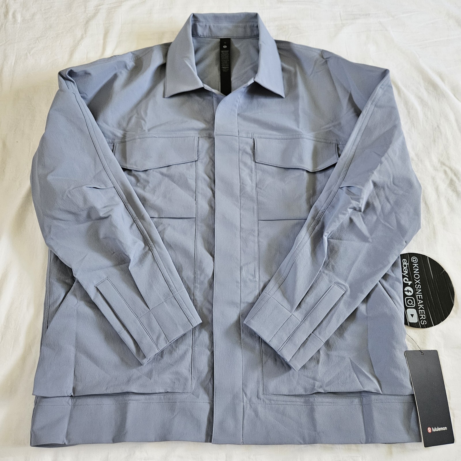 Lululemon Cargo Pocket Shirt Jacket CHBY Chambray Blue Men's Size Medium