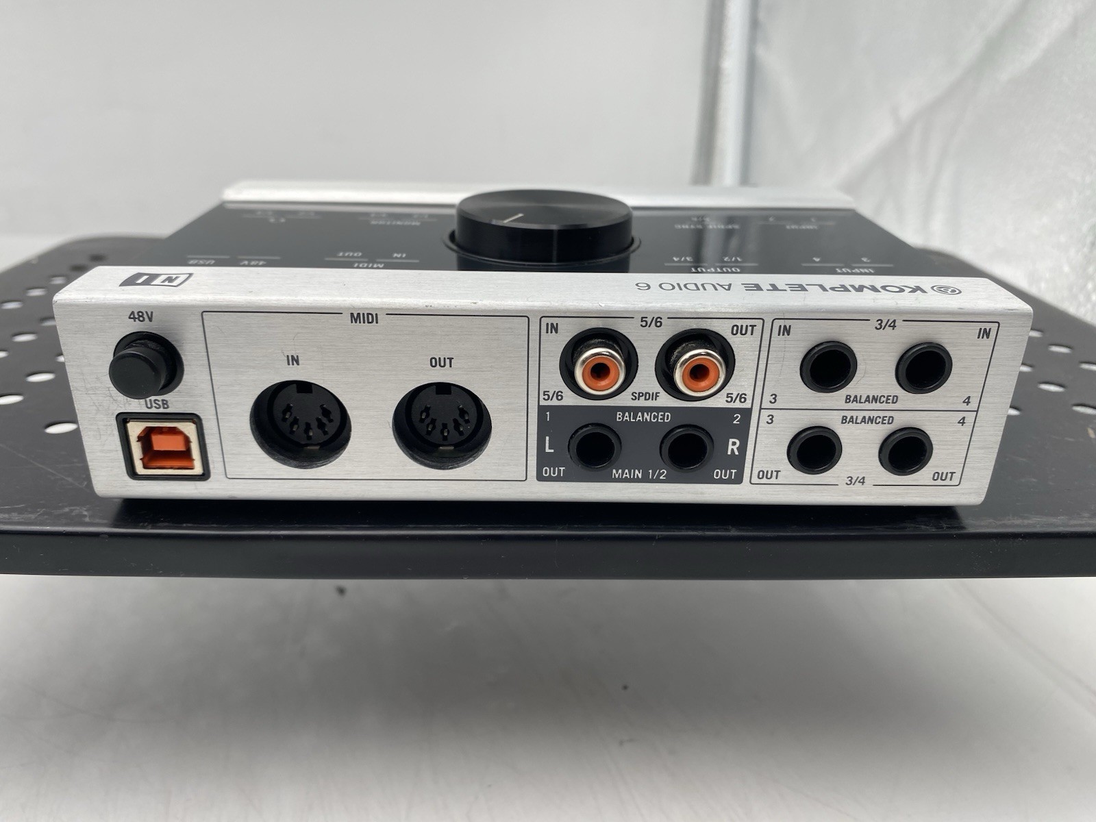 Native Instruments KOMPLETE AUDIO 6 Digital Recording Interface