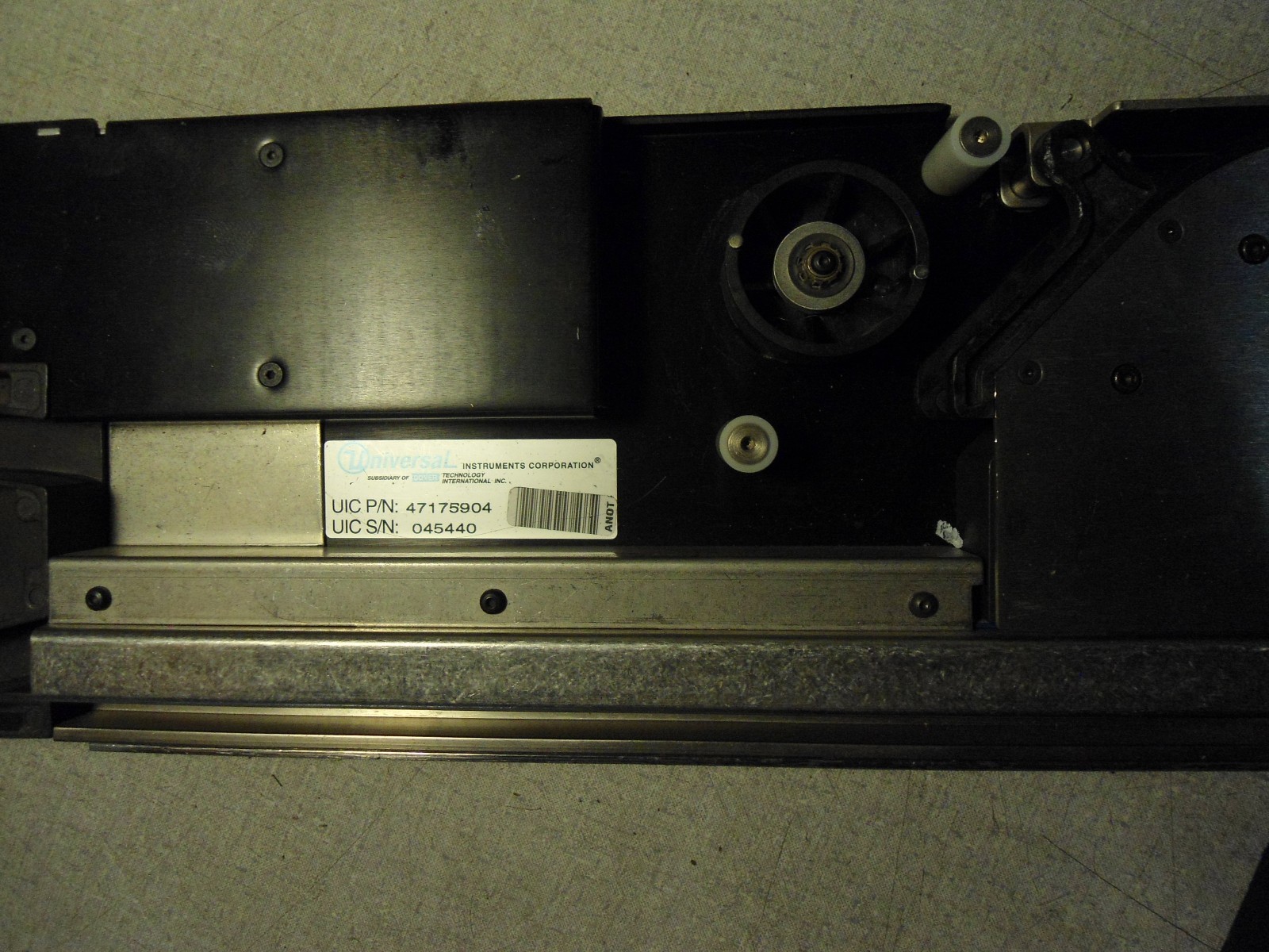 Universal Instruments Feeder 47175904