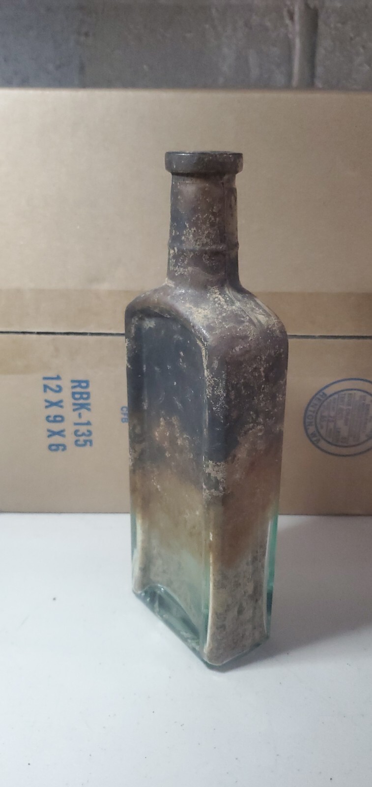 Vintage Brown Liquor Bottle. "Federal Law   Prohibits The Sale Or Reuse"