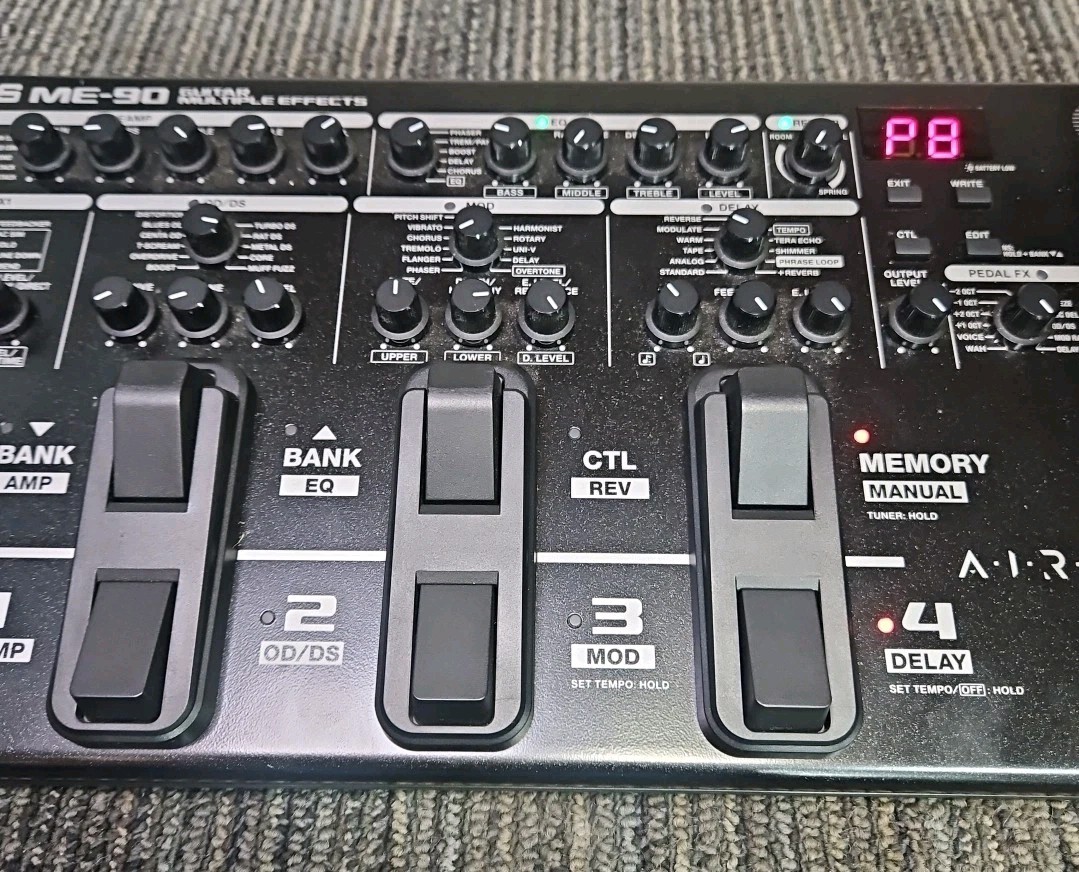 Boss ME-90 Guitar Multiple Effects Pedal - Black