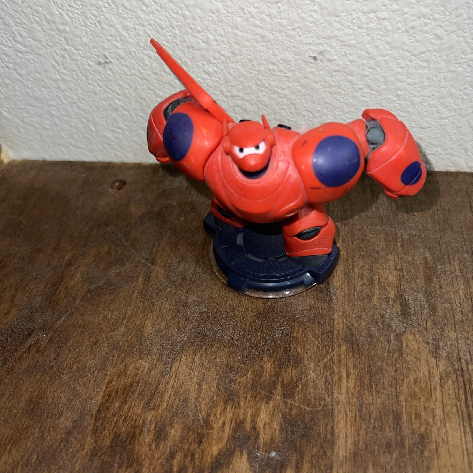 Disney Infinity 2.0 Big Hero 6 Character Figure: Baymax Missing A Wing