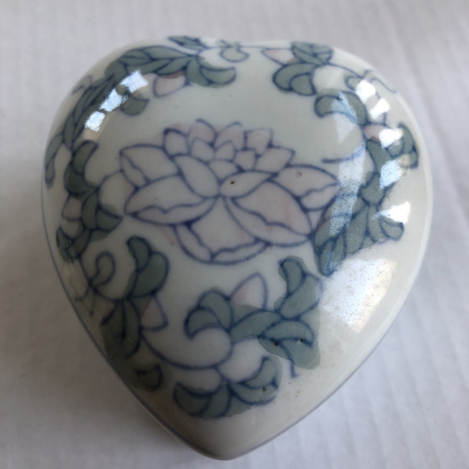 Heart Shaped Floral Trinket Box 3.5 X 4 X 2” Larger Than Most