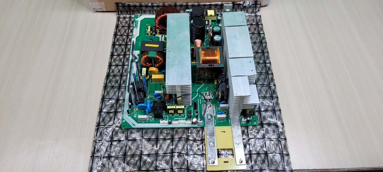 Solar MD Inverter Board 16-500558-05G Solar Panel 5kVA 48V Replacement PCB