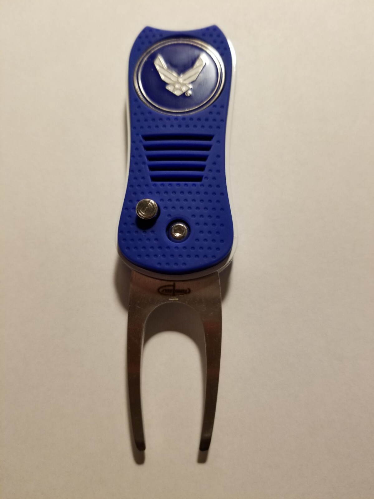 New! U.S. Air Force 2 Sided Golf Ball Marker w/Switch fix Switchblade Divot Tool