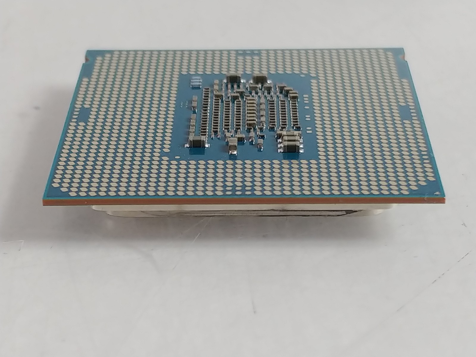 Intel Core i5-6500 3.2 GHz 8 GT/s LGA 1151 Desktop CPU Processor SR2L6