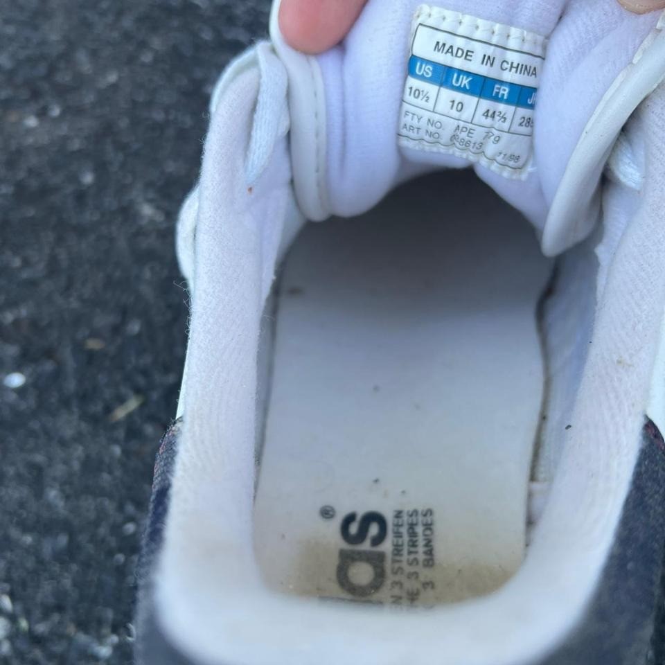 1990s Adidas Country Rip Running Shoes size 10.5