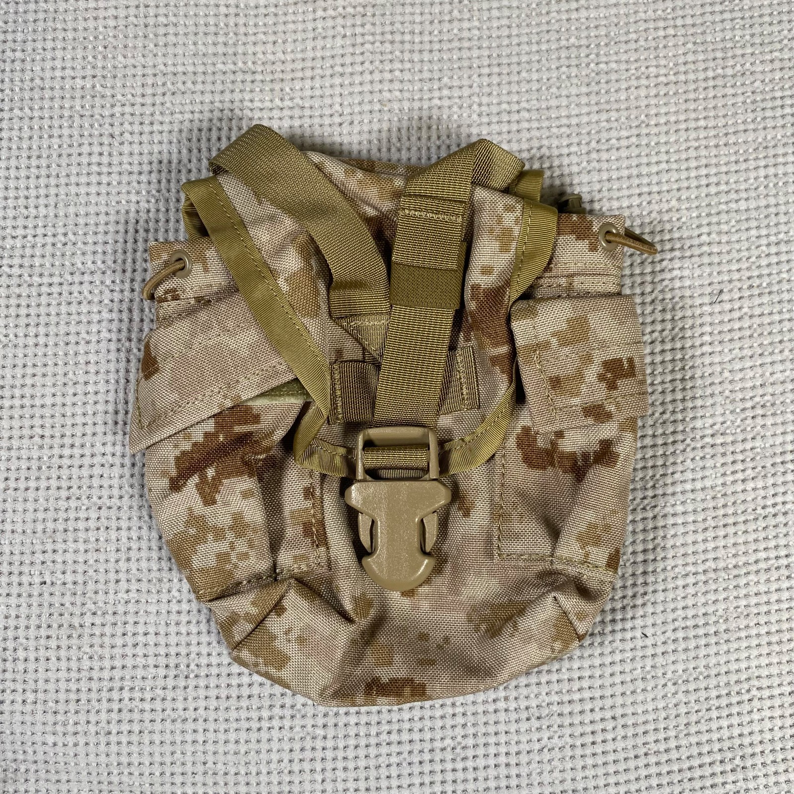 Fireforce Canteen Pouch Desert MARPAT Digital 1QT MOLLE USGI USMC - USA MADE