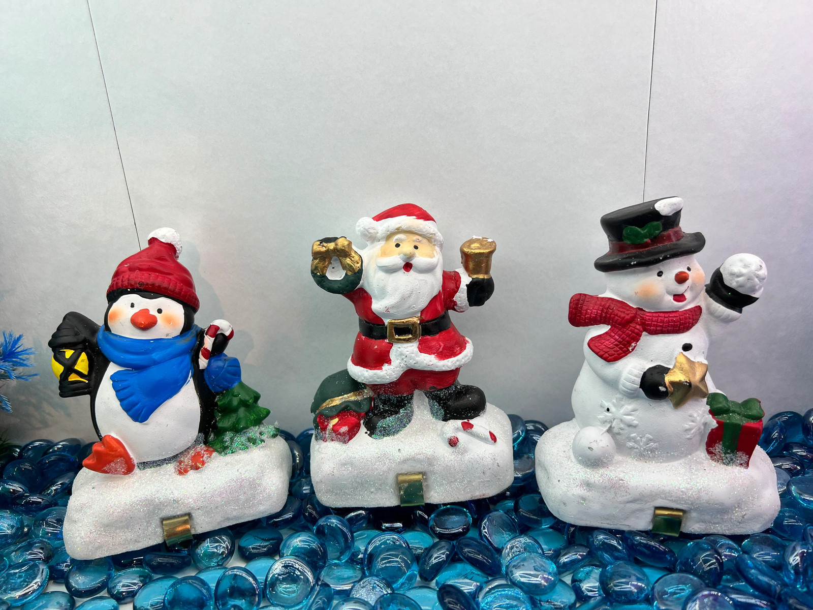 Food-Safe Christmas Aquarium Ornament: Santa, Snowman, Penguin