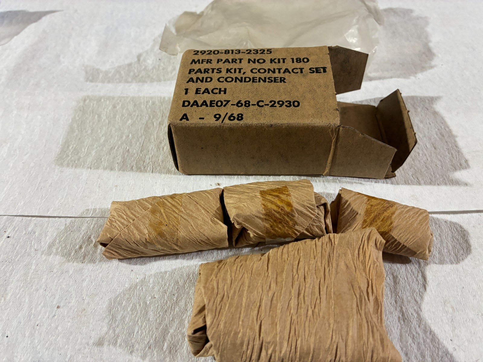 PARTS KIT, CONTACT SET AND CONDENSER, NSN 2920-00-813-2325 NOS