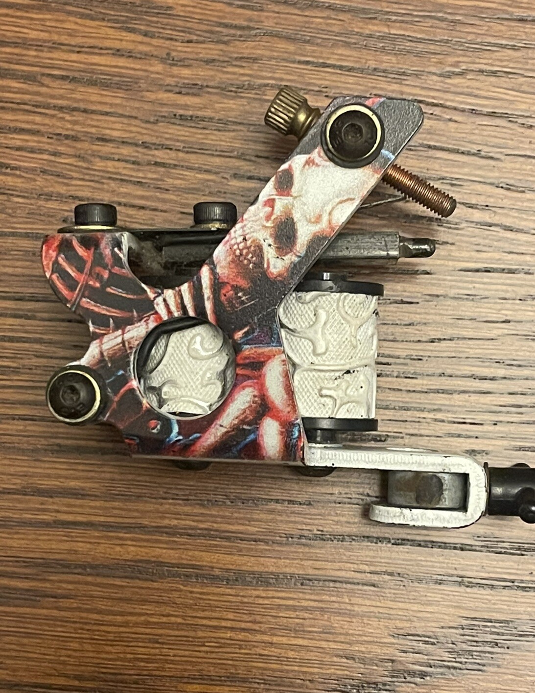 Skull tattoo machine coil  Needs Repair
