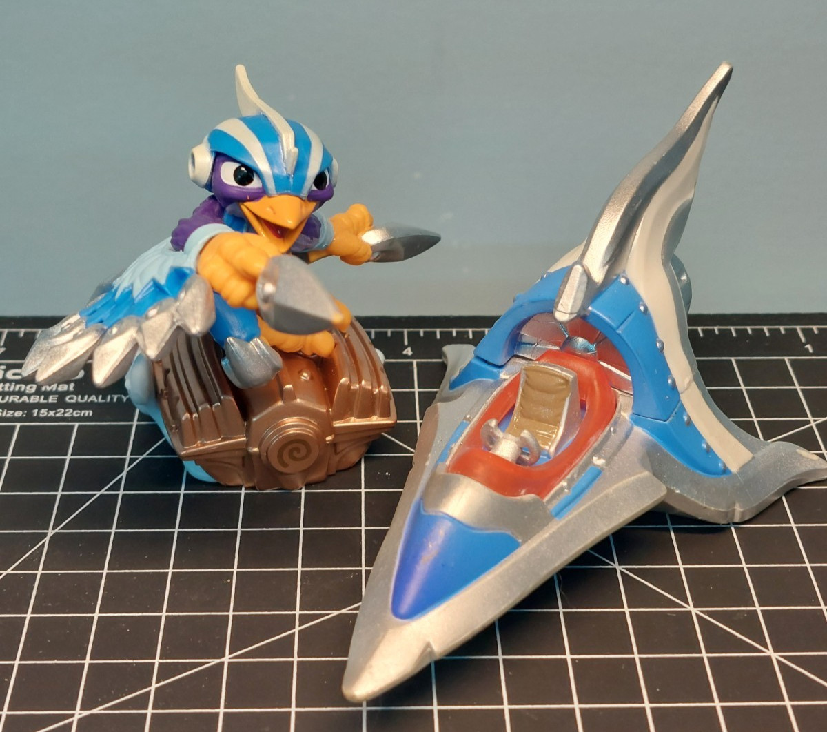 2015 Activision Skylanders SuperChargers - StormBlade & Sky Slicer